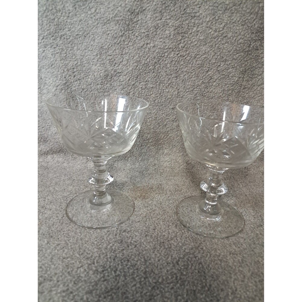 champagne/sherbet glasses